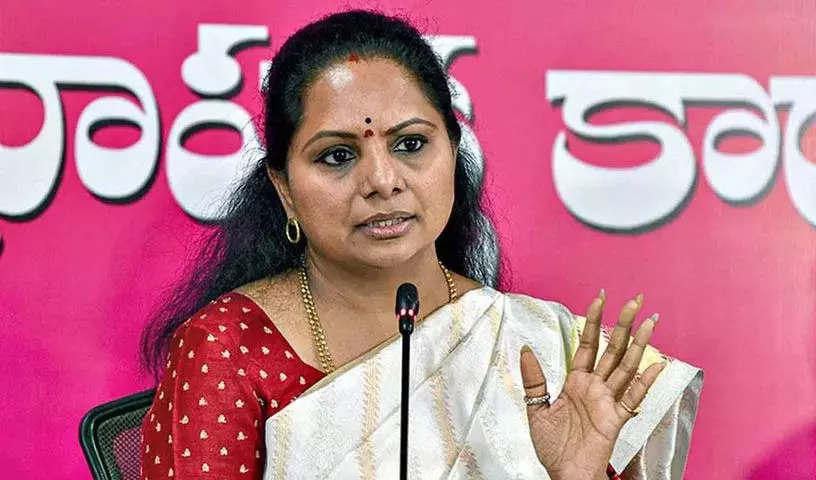 Hyderabad : कविता ने पशम्यलारम विस्फोट पीड़ितों से की मुलाकात Hyderabad : कविता ने पशम्यलारम विस्फोट पीड़ितों से की मुलाकात