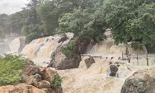 ओकेनाक्कल में जल प्रवाह बढ़कर 50,000 क्यूबिक फीट हो गया