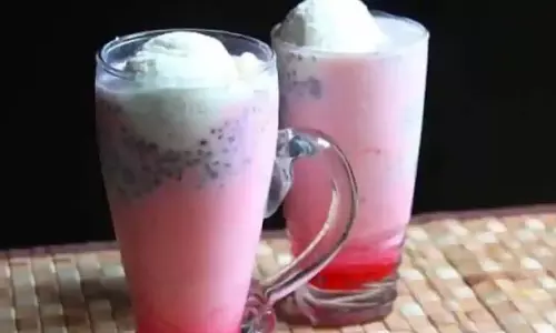 Parsi Falooda :शरीर को बहुत ठंडक पहुंचाता है