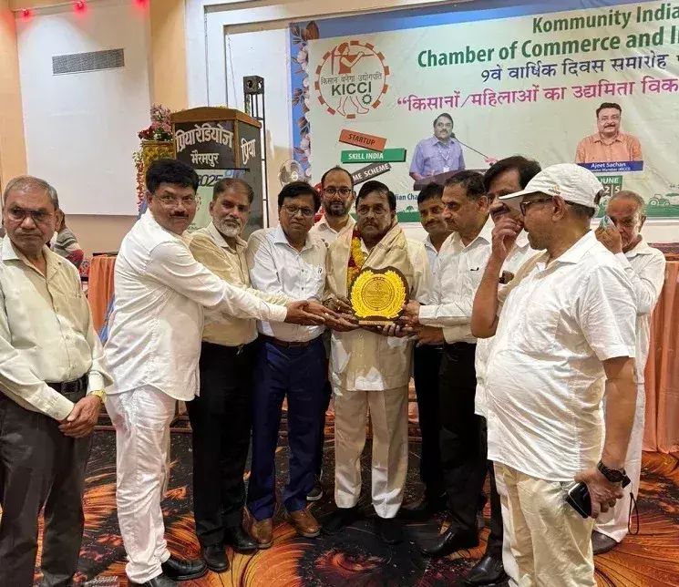 Kanpur: महिलाओं और किसानों को आत्मनिर्भर बनाने की मुहिम, उद्यमिता पर जोर