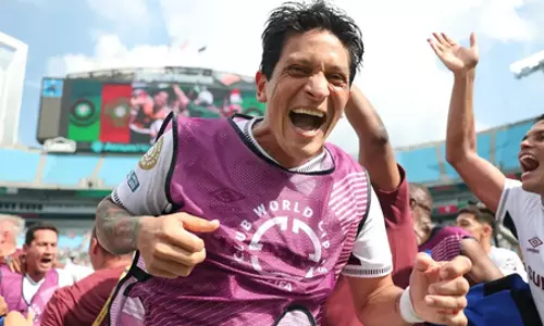 Club World Cup: फ्लूमिनेंस ने इंटर मिलम को हराकर क्वार्टर फाइनल में प्रवेश किया Club World Cup: फ्लूमिनेंस ने इंटर मिलम को हराकर क्वार्टर फाइनल में प्रवेश किया