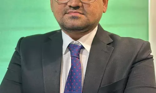 Karnataka : गांव में लोगों की सेवा करने आए विदेश से लौटे डॉक्टर Karnataka : गांव में लोगों की सेवा करने आए विदेश से लौटे डॉक्टर