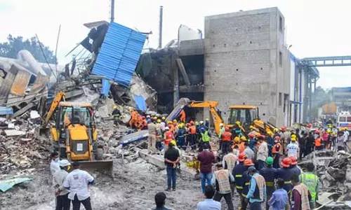 तेलंगाना फार्मा प्लांट विस्फोट: मृतकों की संख्या 34 हुई तेलंगाना फार्मा प्लांट विस्फोट: मृतकों की संख्या 34 हुई