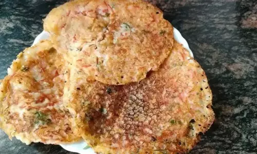 Recipe: बच्चों के लिए नाश्ते में बनाएं स्वादिष्ट पोहा चीला Recipe: बच्चों के लिए नाश्ते में बनाएं स्वादिष्ट पोहा चीला