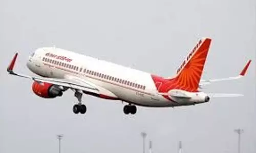 केबिन में जलने की गंध पर एयर इंडिया की फ्लाइट मुंबई लौटी केबिन में जलने की गंध पर एयर इंडिया की फ्लाइट मुंबई लौटी