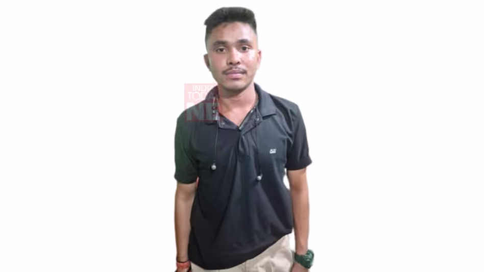 Assam : धुबरी में जबरन वसूली और धोखाधड़ी के आरोप में फर्जी पुलिसकर्मी गिरफ्तार