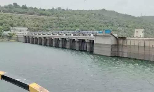 Andhra : श्रीशैलम जलाशय में बाढ़ बिजली उत्पादन शुरू Andhra : श्रीशैलम जलाशय में बाढ़ बिजली उत्पादन शुरू