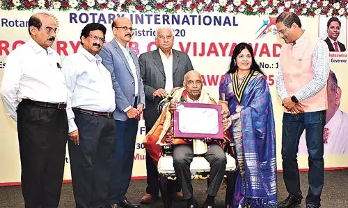 Andhra : विश्व स्तरीय सुविधाओं के साथ नेत्र चिकित्सा सेवाएं Andhra : विश्व स्तरीय सुविधाओं के साथ नेत्र चिकित्सा सेवाएं
