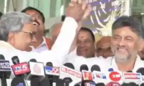 डीके शिवकुमार को मुख्यमंत्री बनाने की पहल तेज़, 100 विधायक साथ डीके शिवकुमार को मुख्यमंत्री बनाने की पहल तेज़, 100 विधायक साथ