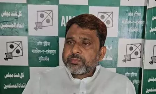 बिहार चुनाव में तीसरे मोर्चे के लिए एआईएमआईएम ने शुरू की बातचीत