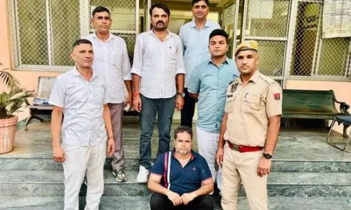 Jaipur: हत्या की सुपारी देने वाला रमजान उर्फ भुर्रिया चौहान पकड़ा गया Jaipur: हत्या की सुपारी देने वाला रमजान उर्फ भुर्रिया चौहान पकड़ा गया