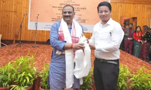 Sikkim के बुनियादी ढांचे की बहाली और पाकयोंग हवाई अड्डे की उड़ानों को फिर से शुरू Sikkim के बुनियादी ढांचे की बहाली और पाकयोंग हवाई अड्डे की उड़ानों को फिर से शुरू