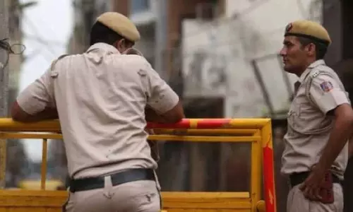 सब-इंस्पेक्टर पर 6 नाबालिगों के अपहरण का आरोप, 20,000 टका की मांग