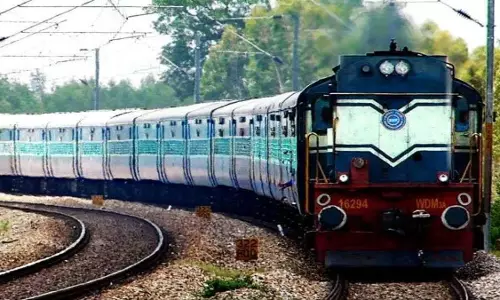 Lucknow: करैनलगंज और जरवल रोड स्टेशन पर ये ट्रेने नहीं रुकेंगी