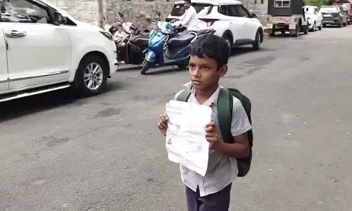 सड़क निर्माण में उजड़ी दुकान, आंध्र के बच्चे का कलेक्टर से भावुक सवाल