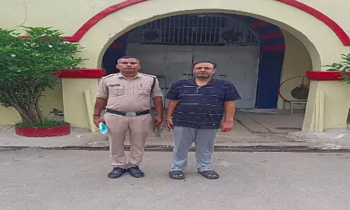 साढ़े 45 लाख की अमानत में खयानत करने वाला आरोपी नीरज केडिया गिरफ्तार साढ़े 45 लाख की अमानत में खयानत करने वाला आरोपी नीरज केडिया गिरफ्तार