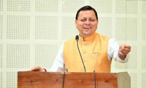 कांवड़ यात्रा के लिए धामी सरकार के सख्त निर्देश, बिना लाइसेंस दुकानें होंगी बंद कांवड़ यात्रा के लिए धामी सरकार के सख्त निर्देश, बिना लाइसेंस दुकानें होंगी बंद