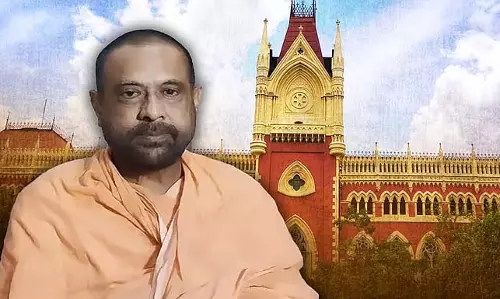 बलात्कार का आरोप दर्ज; कार्तिक महाराज ने एफआईआर रद्द करने के लिए हाईकोर्ट का रुख किया बलात्कार का आरोप दर्ज; कार्तिक महाराज ने एफआईआर रद्द करने के लिए हाईकोर्ट का रुख किया