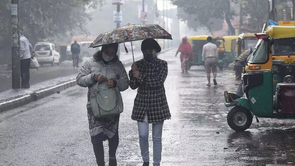 इंदौर, ग्वालियर और अन्य के लिए येलो अलर्ट जारी; 8 जिलों में भारी बारिश की संभावना इंदौर, ग्वालियर और अन्य के लिए येलो अलर्ट जारी; 8 जिलों में भारी बारिश की संभावना