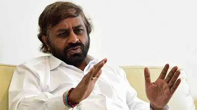 5.5 वर्षों में 82 बाघों की मौत: मंत्री ईश्वर खांडरे ने व्यापक रिपोर्ट देने का आदेश दिया 5.5 वर्षों में 82 बाघों की मौत: मंत्री ईश्वर खांडरे ने व्यापक रिपोर्ट देने का आदेश दिया