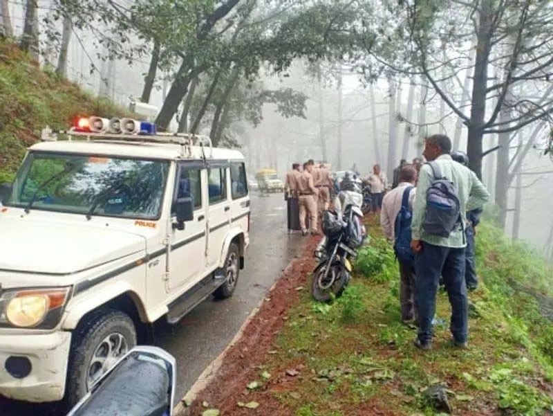 Himachal: अलग-अलग सड़क दुर्घटनाओं में 2 की मौत Himachal: अलग-अलग सड़क दुर्घटनाओं में 2 की मौत