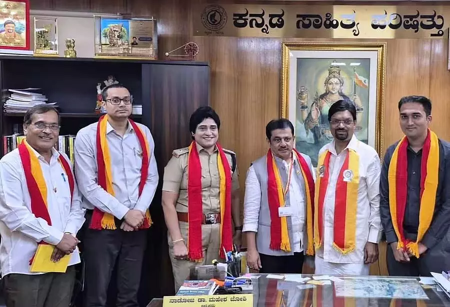 साहित्य सम्मेलन की पूर्व बैठक: कसापा जिला इकाई अध्यक्ष को आमंत्रित नहीं किया साहित्य सम्मेलन की पूर्व बैठक: कसापा जिला इकाई अध्यक्ष को आमंत्रित नहीं किया