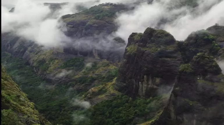 Maharashtra में इस जगह ने मानसून का नया मानक स्थापित किया Maharashtra में इस जगह ने मानसून का नया मानक स्थापित किया