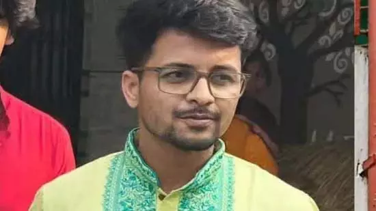 गैंगरेप के आरोपों के बीच मोनोजीत मिश्रा का चौंकाने वाला बयान गैंगरेप के आरोपों के बीच मोनोजीत मिश्रा का चौंकाने वाला बयान