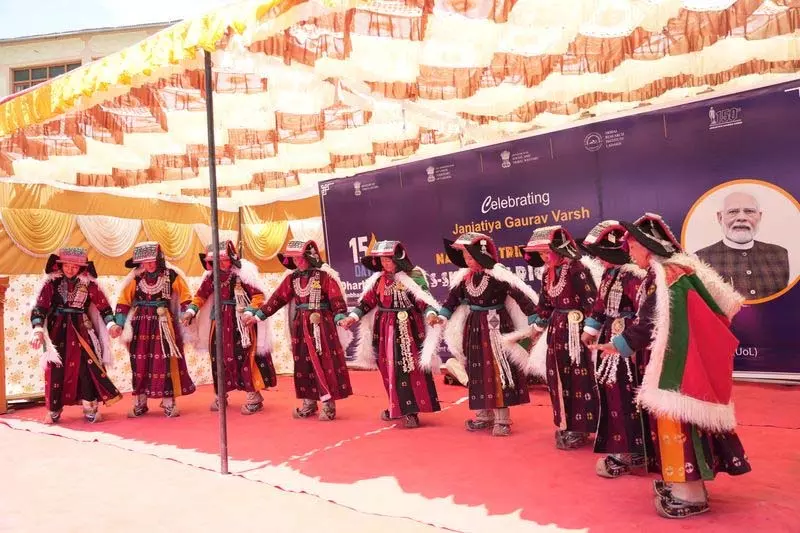 राष्ट्रीय जनजातीय महोत्सव में Ladakh की जीवंत विरासत और संस्कृति का जश्न मनाया गया राष्ट्रीय जनजातीय महोत्सव में Ladakh की जीवंत विरासत और संस्कृति का जश्न मनाया गया