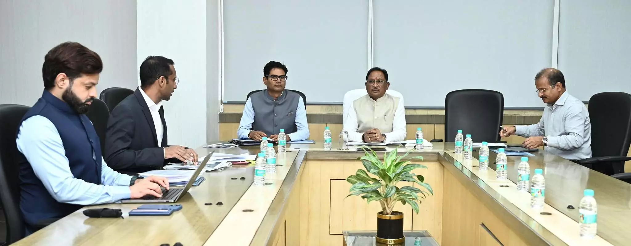 छत्तीसगढ़ में देश की सर्वाधिक 18% GST वृद्धि दर, मंत्री ओ.पी. चौधरी ने की समीक्षा बैठक छत्तीसगढ़ में देश की सर्वाधिक 18% GST वृद्धि दर, मंत्री ओ.पी. चौधरी ने की समीक्षा बैठक