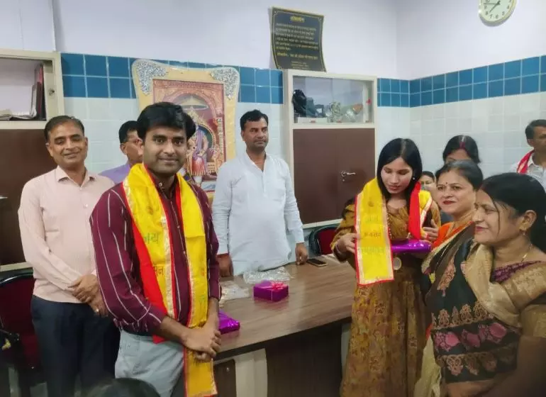 Behror: डॉक्टर्स डे और सीए डे पर अग्रवाल भवन में हुआ भव्य कार्यक्रम Behror: डॉक्टर्स डे और सीए डे पर अग्रवाल भवन में हुआ भव्य कार्यक्रम