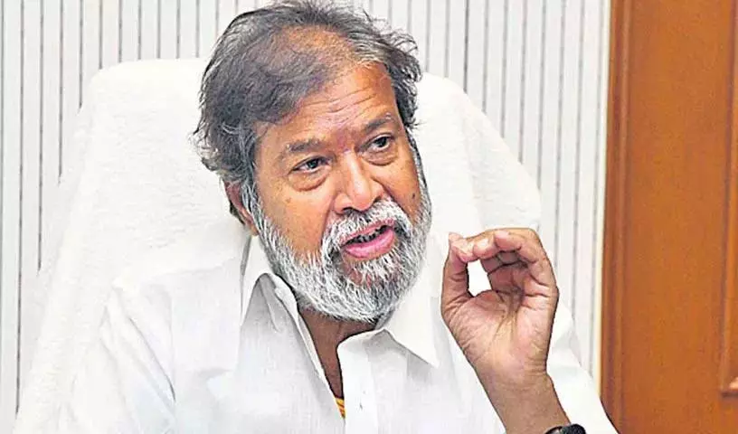 उनके बचने की संभावना बहुत कम है: मंत्री दामोदर राजनरसिम्हा उनके बचने की संभावना बहुत कम है: मंत्री दामोदर राजनरसिम्हा