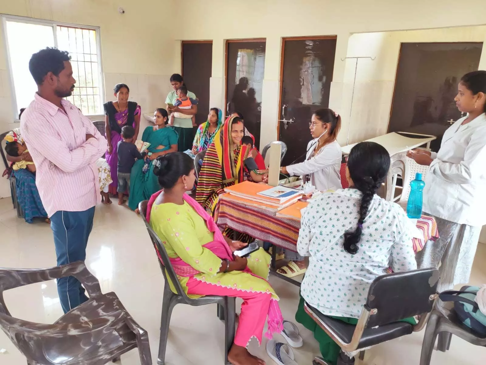 ईसीआरपी एवं नाबार्ड योजनाओं से ग्रामीण अंचलों में पहुंची आधुनिक स्वास्थ्य सुविधाएं ईसीआरपी एवं नाबार्ड योजनाओं से ग्रामीण अंचलों में पहुंची आधुनिक स्वास्थ्य सुविधाएं