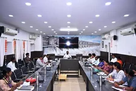 कलेक्टर ने जिला बाल कल्याण व संरक्षण समिति तथा आईसीडीएस की योजनाओं की समीक्षा की कलेक्टर ने जिला बाल कल्याण व संरक्षण समिति तथा आईसीडीएस की योजनाओं की समीक्षा की