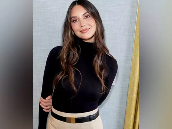 Olivia Munn का आरोप, द न्यूज़रूम के सेट पर निर्देशक ने रचनात्मक असहमति पर लिया प्रतिशोध Olivia Munn का आरोप, द न्यूज़रूम के सेट पर निर्देशक ने रचनात्मक असहमति पर लिया प्रतिशोध