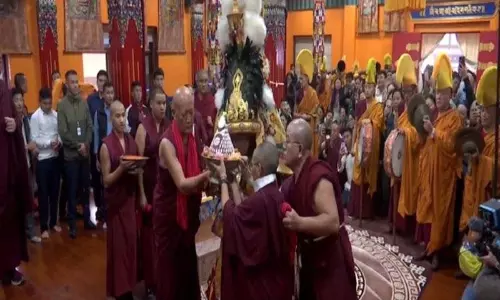 दलाई लामा के जन्मदिन से पहले नेचुंग दैवज्ञ ने तिब्बती सरकार को दिया आशीर्वाद