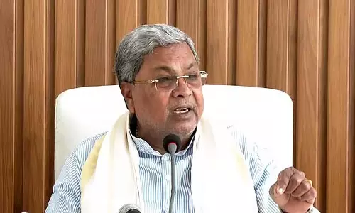 इस बात से इनकार नहीं किया जा सकता कि इन मौतों का कारण कोरोना वैक्सीन है: Siddaramaiah इस बात से इनकार नहीं किया जा सकता कि इन मौतों का कारण कोरोना वैक्सीन है: Siddaramaiah