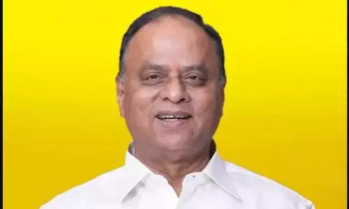 नेल्लोर केंद्रीय योजनाओं के साथ आगे बढ़ रहा है: Vemireddy
