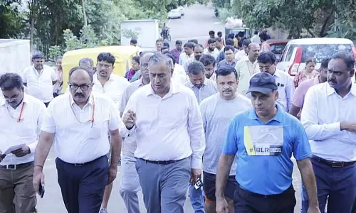 खाली जगहों पर कचरा फेंकने वालों के खिलाफ कार्रवाई होगी: BBMP खाली जगहों पर कचरा फेंकने वालों के खिलाफ कार्रवाई होगी: BBMP