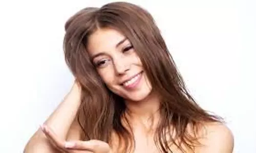 Hair Care: बारिश के मौसम में भिंडी से लगाएं हेयर केराटिन, सिर्फ 20 रुपए में मिलेंगे सैलून जैसे रेशमी बाल Hair Care: बारिश के मौसम में भिंडी से लगाएं हेयर केराटिन, सिर्फ 20 रुपए में मिलेंगे सैलून जैसे रेशमी बाल
