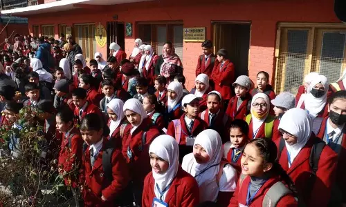 FFRC ने प्रवेश शुल्क वसूलने वाले निजी स्कूलों के खिलाफ शिकंजा कसा FFRC ने प्रवेश शुल्क वसूलने वाले निजी स्कूलों के खिलाफ शिकंजा कसा