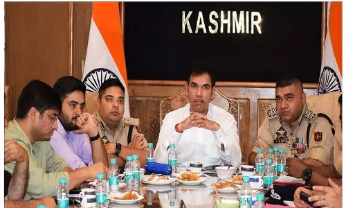 मुहर्रम की तैयारी को लेकर डिव कमिश्नर व IGP कश्मीर ने शिया संगठनों से बैठक की