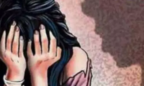 शादी का झांसा देकर लड़की का यौन शोषण: दिल्ली में सनसनी शादी का झांसा देकर लड़की का यौन शोषण: दिल्ली में सनसनी