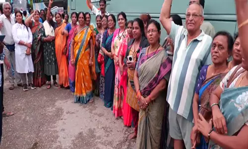 अमरनाथ यात्रा के तीर्थयात्रियों का पहला जत्था उधमपुर पहुंचा, कड़ी सुरक्षा के बीच गर्मजोशी से स्वागत किया गया