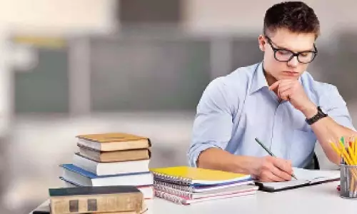 यूपीएससी मेन्स काउंटडाउन: जीएस, वैकल्पिक और निबंध लेखन में प्रभावी संतुलन