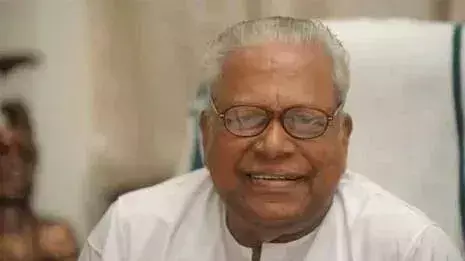 Kerala: वी.एस. की हालत नाजुक, इलाज के असर में सुधार के संकेत