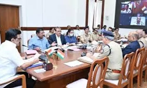 शिवगंगा हिरासत में मौत: स्टालिन ने पीड़ित परिवार से माफी मांगी शिवगंगा हिरासत में मौत: स्टालिन ने पीड़ित परिवार से माफी मांगी