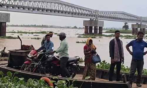 नदियों में जलस्तर सामान्य, फिर भी उत्तरी ओडिशा में बाढ़ जैसे हालात नदियों में जलस्तर सामान्य, फिर भी उत्तरी ओडिशा में बाढ़ जैसे हालात