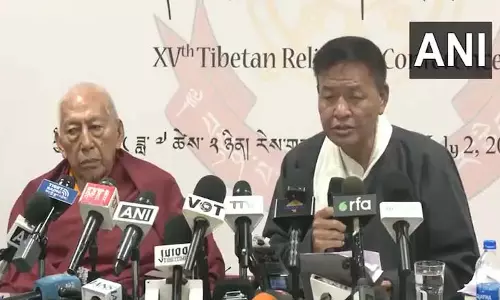 तिब्बती नेताओं ने दलाई लामा के पुनर्जन्म में चीन के हस्तक्षेप की निंदा की