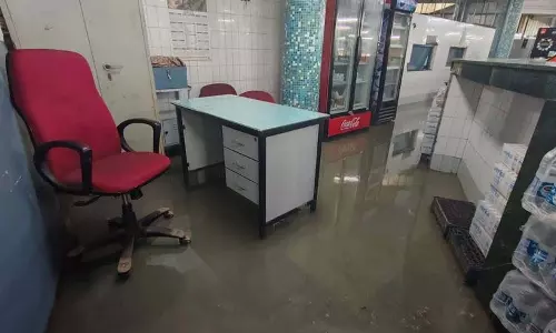 PGI कैंटीन में सीवेज ओवरफ्लो से चिंता बढ़ी PGI कैंटीन में सीवेज ओवरफ्लो से चिंता बढ़ी